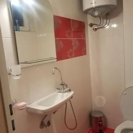 е-house 7 Apartment Primorsko